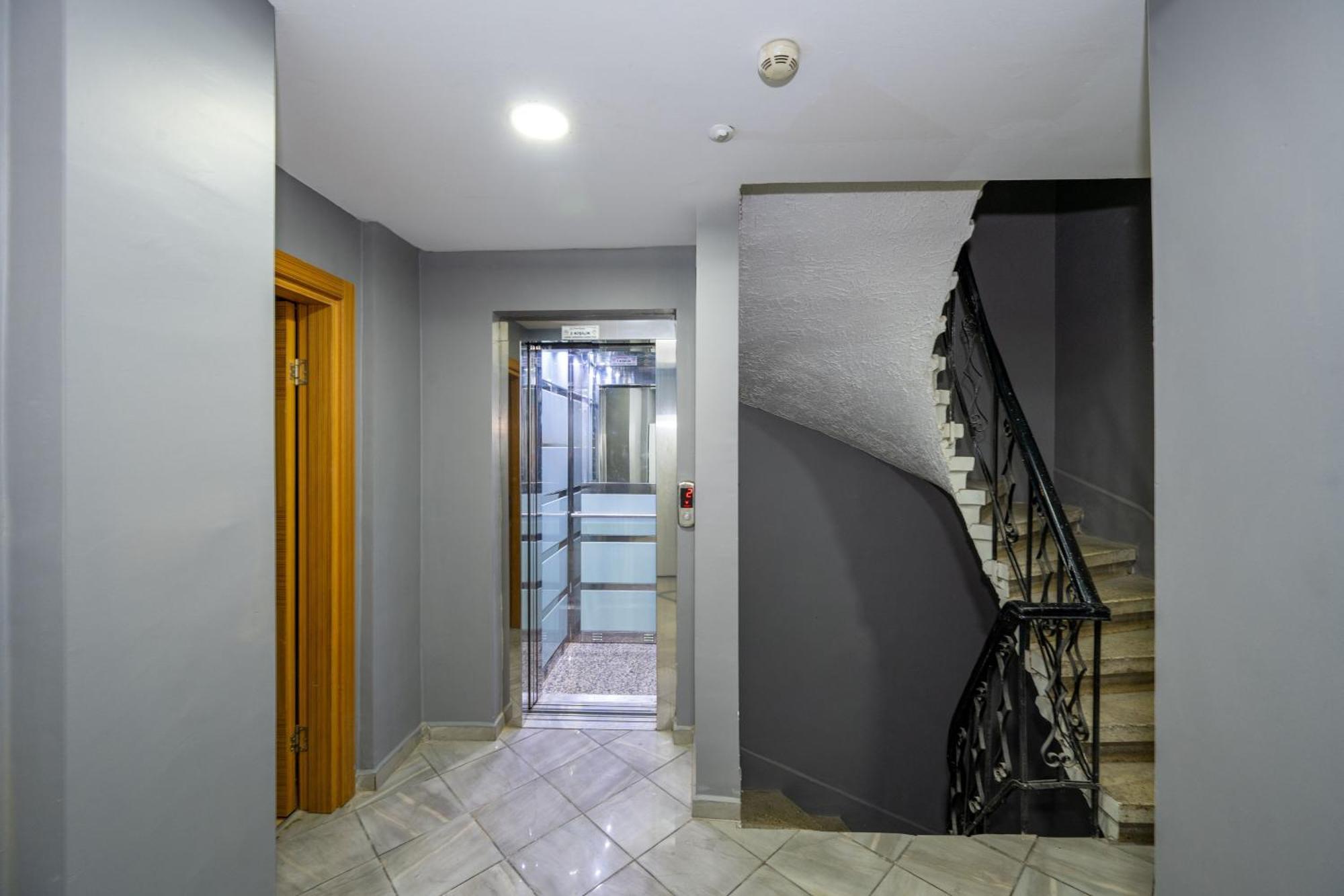 Miyu Hotel